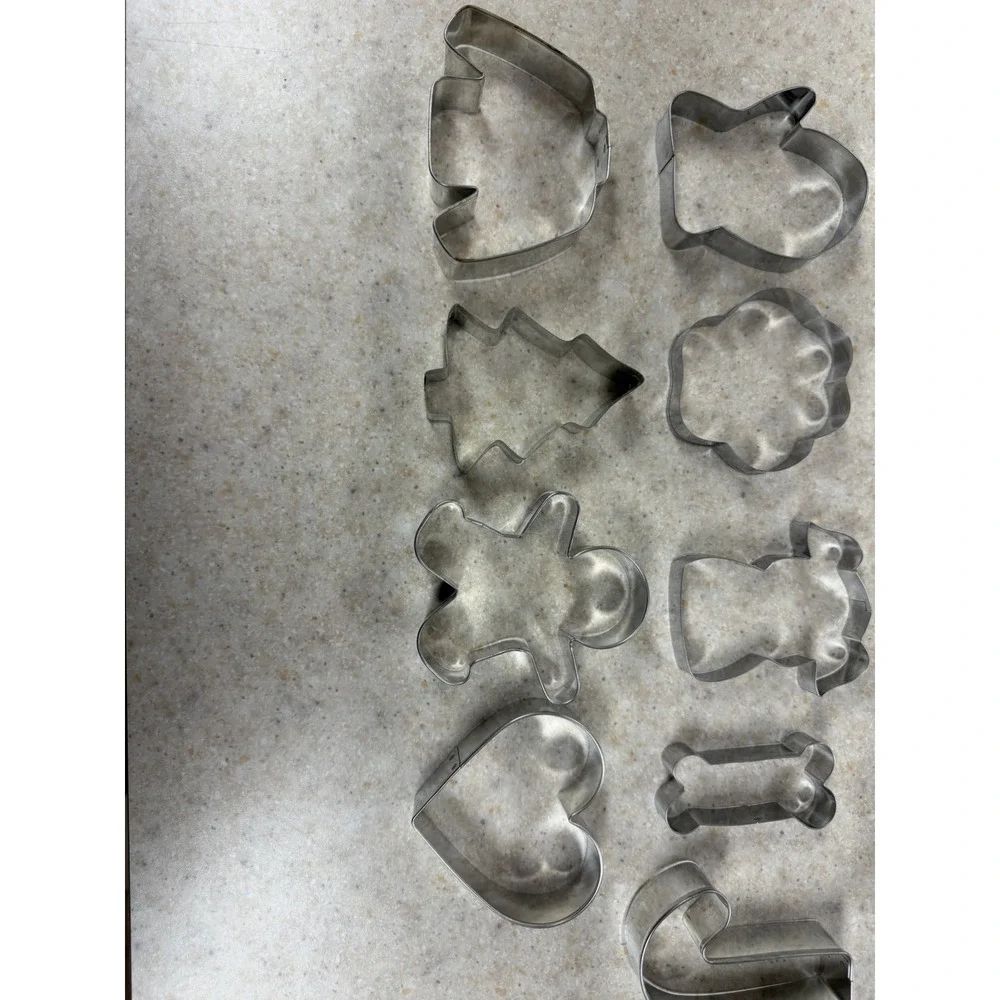 19 Metal Cookie Cutter Lot Christmas Holiday Heart Gingerbread Assorted